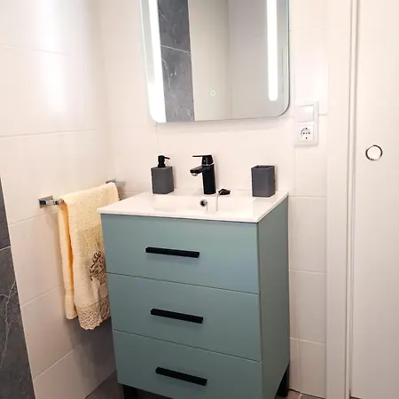 Casa Frente Al Mar En Boiro *