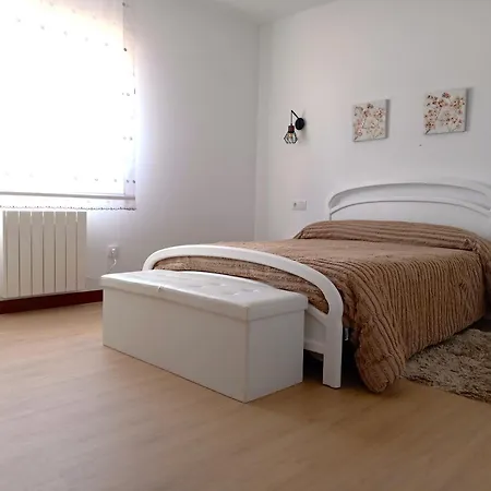 Casa Frente Al Mar En Boiro * A Magdalena (A Coruna)