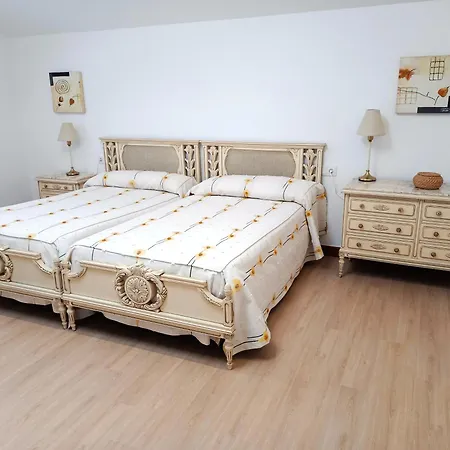 Casa Frente Al Mar En Boiro