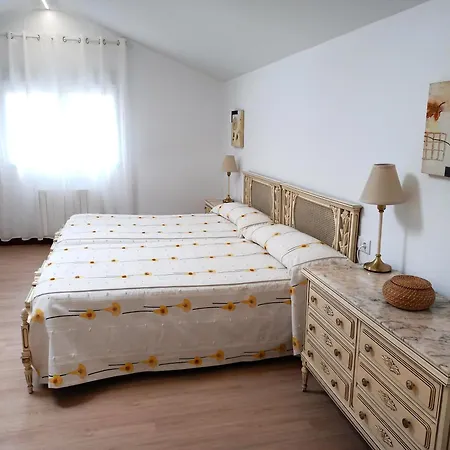 Casa Frente Al Mar En Boiro Semesterbostad