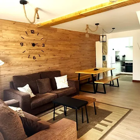 Casa Frente Al Mar En Boiro * A Magdalena (A Coruna)